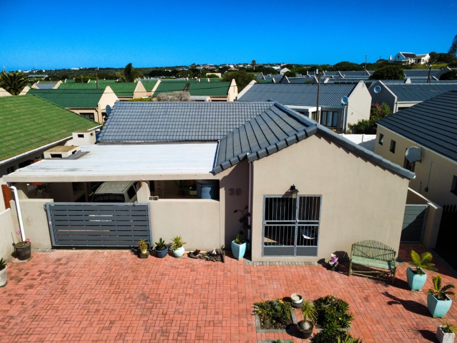 3 Bedroom Property for Sale in Stilbaai Wes Western Cape